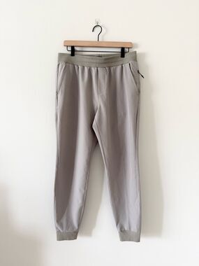 FLX Athletic Jogger Pants in Gray Size M